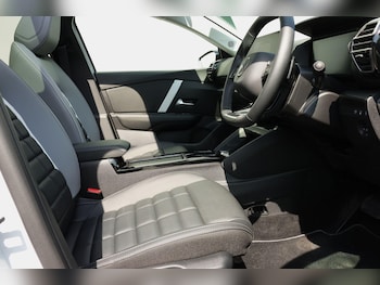 Used Citroen C4 2025 for sale - 79411935: Photo