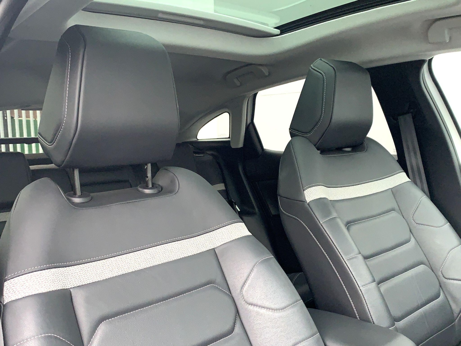 Used Citroen e-C4 2022 for sale - 77510708: Photo 11