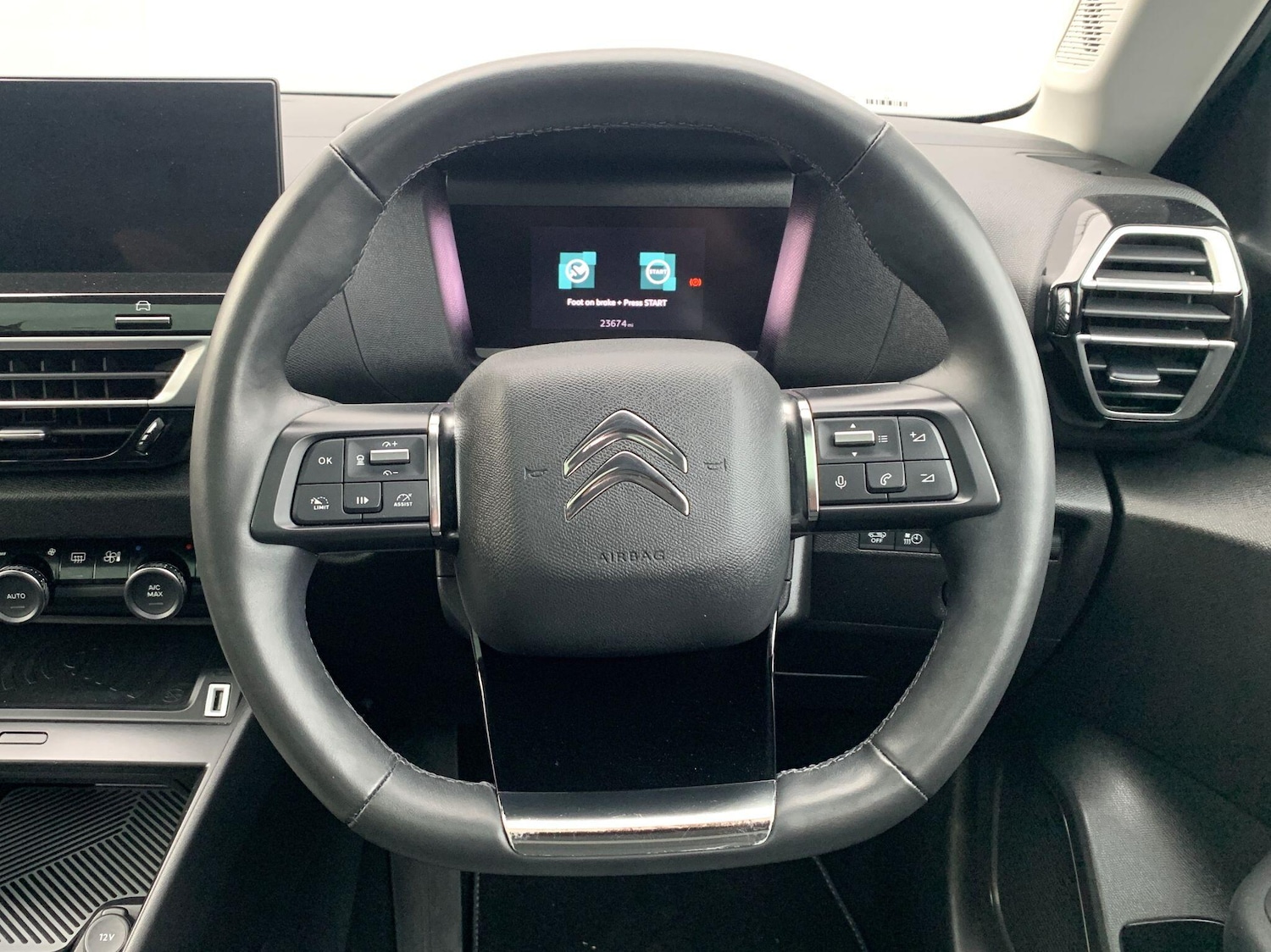 Used Citroen e-C4 2022 for sale - 77510708: Photo 29