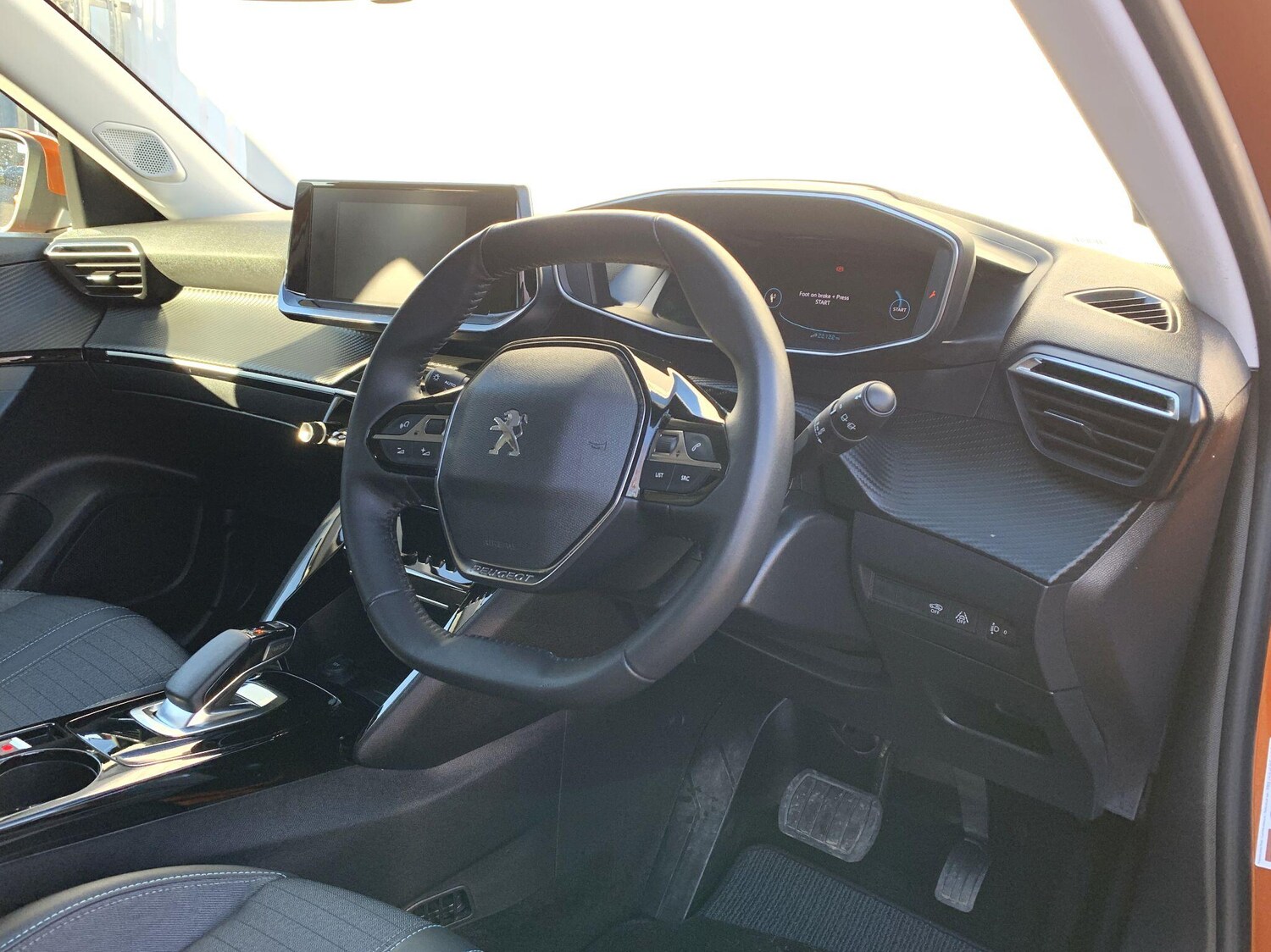 Used Peugeot E-2008 2021 for sale - 76550770: Photo 15