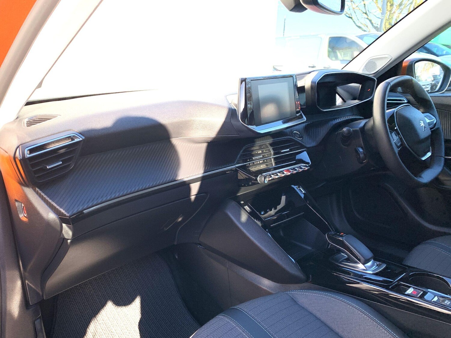 Used Peugeot E-2008 2021 for sale - 76550770: Photo 17