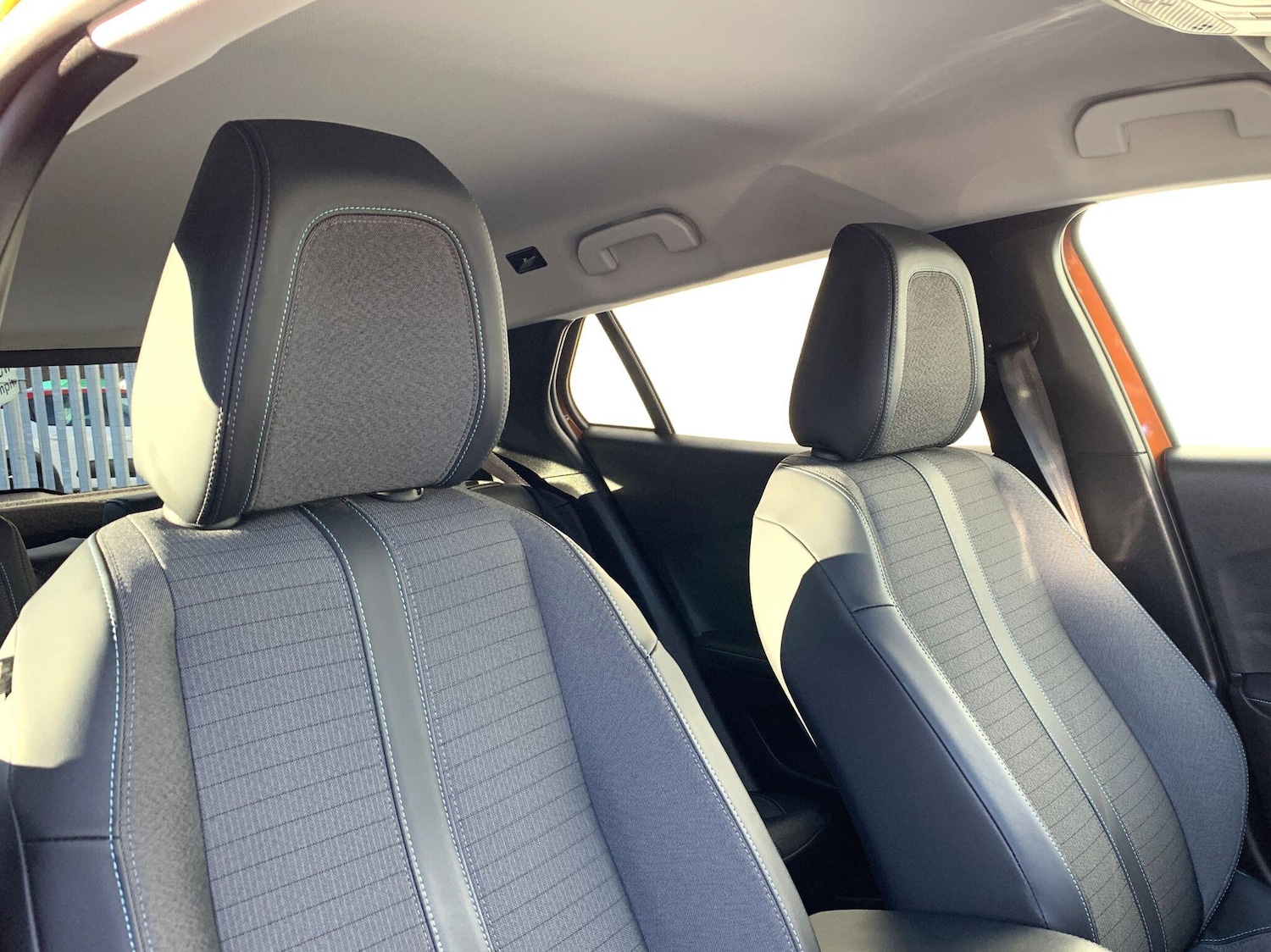 Used Peugeot E-2008 2021 for sale - 76550770: Photo 43