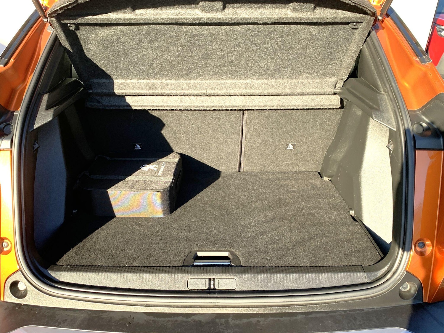 Used Peugeot E-2008 2021 for sale - 76550770: Photo 47