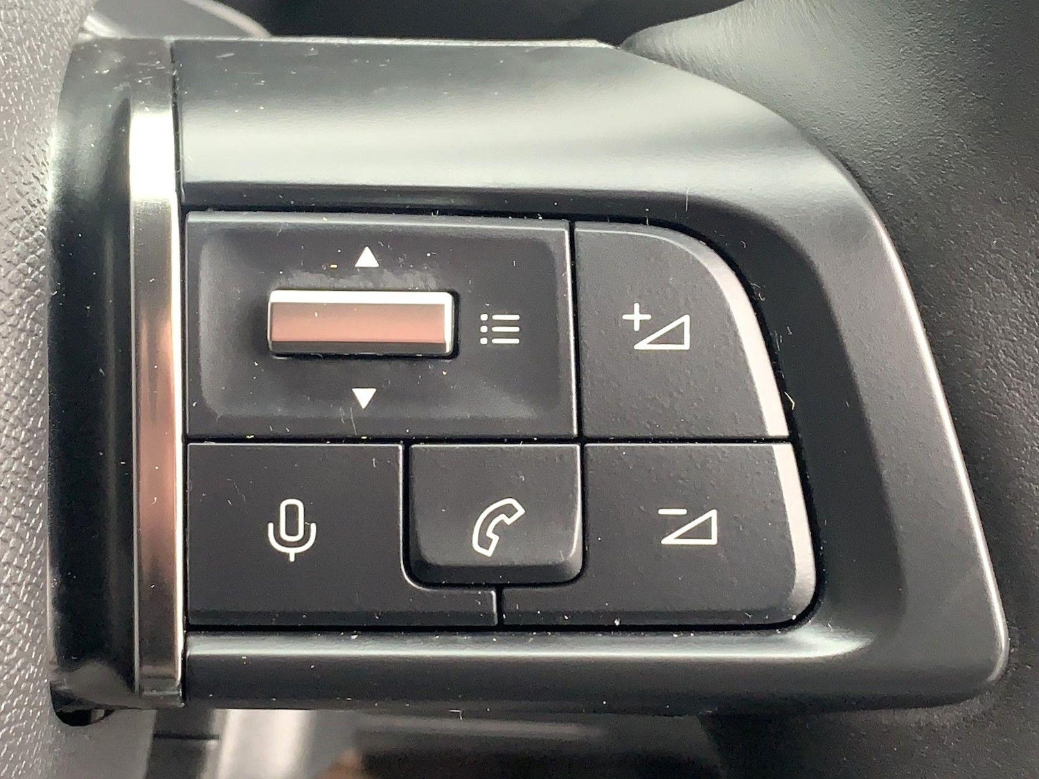 Used Citroen e-C4 X 2023 for sale - 76370316: Photo 24
