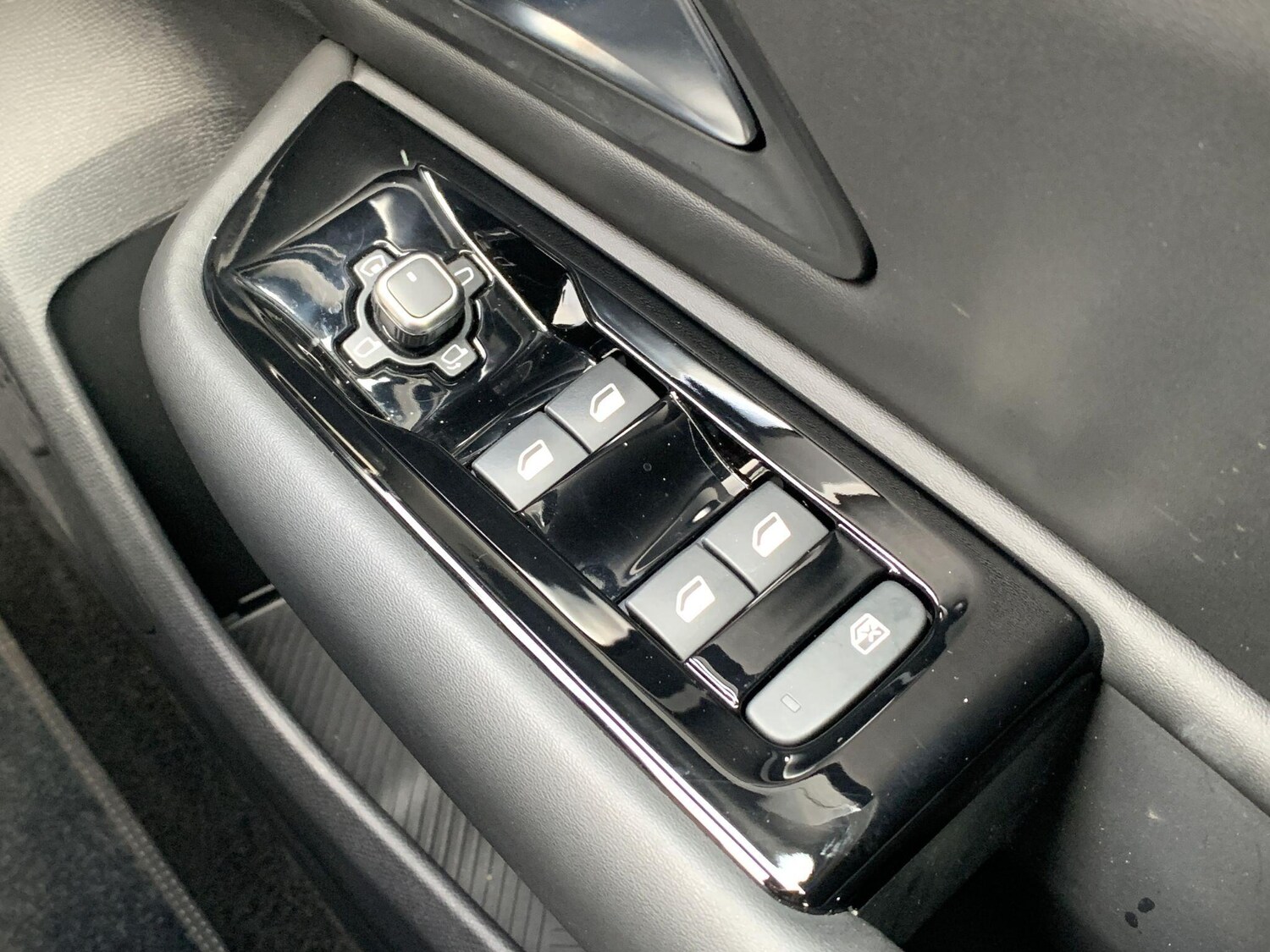 Used Citroen C5 X 2024 for sale - 76251004: Photo 29