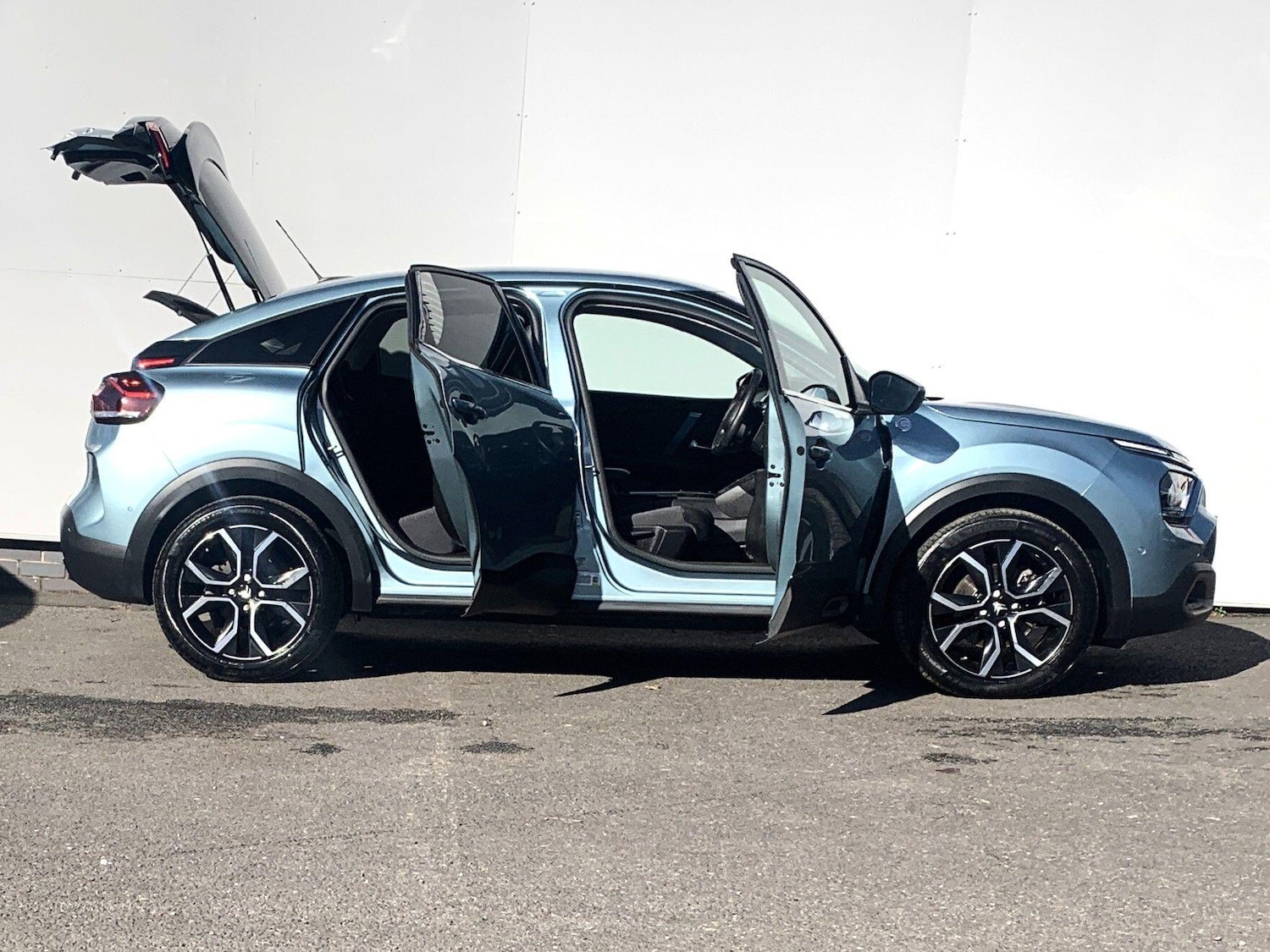 Used Citroen e-C4 2023 for sale - 77993157: Photo 14