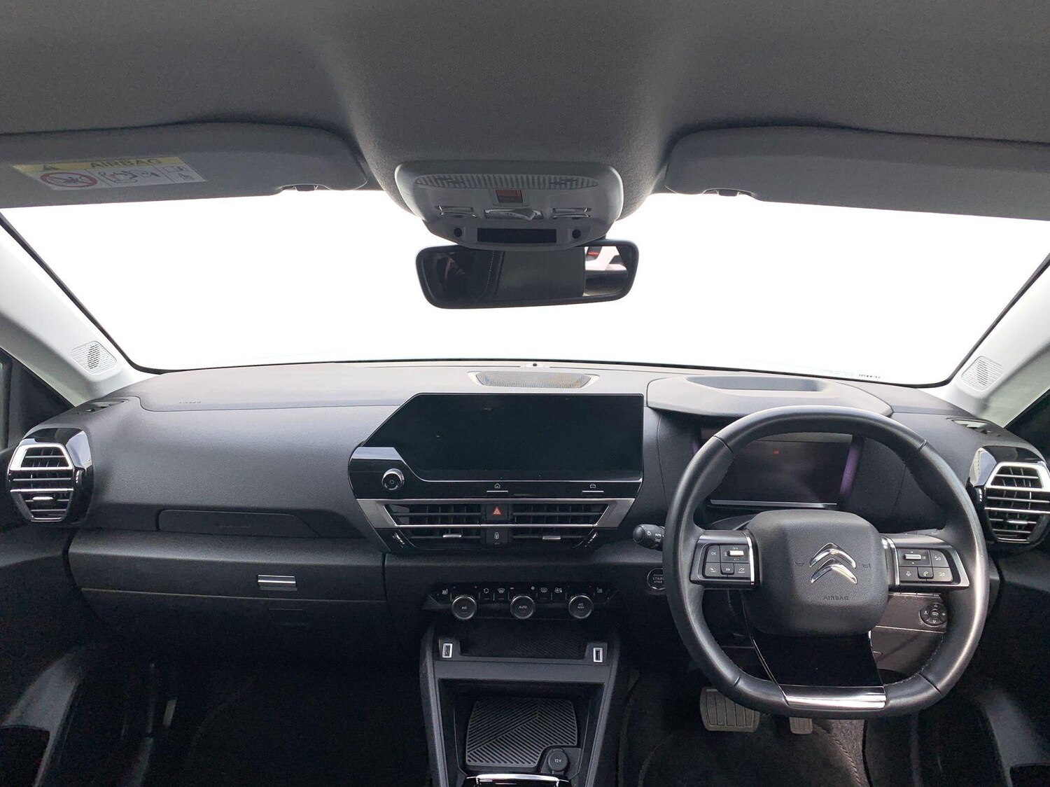 Used Citroen e-C4 2023 for sale - 77993157: Photo 44