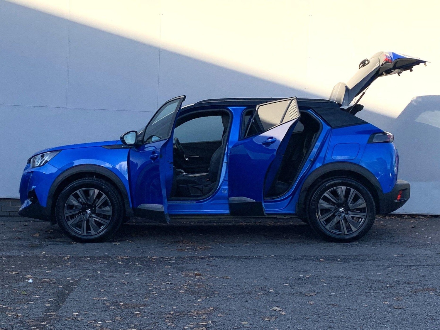 Used Peugeot E-2008 2021 for sale - 76550198: Photo 12