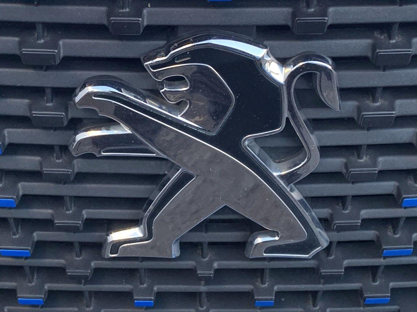 Used Peugeot E-2008 2021 for sale - 76550198: Photo 22