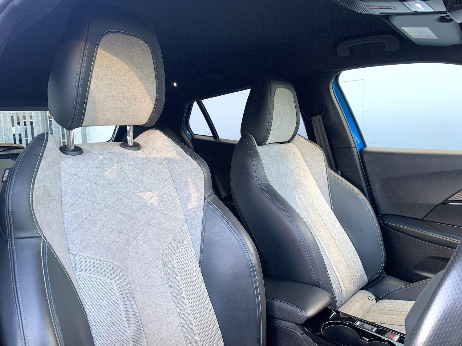 Used Peugeot E-2008 2021 for sale - 76550198: Photo 30