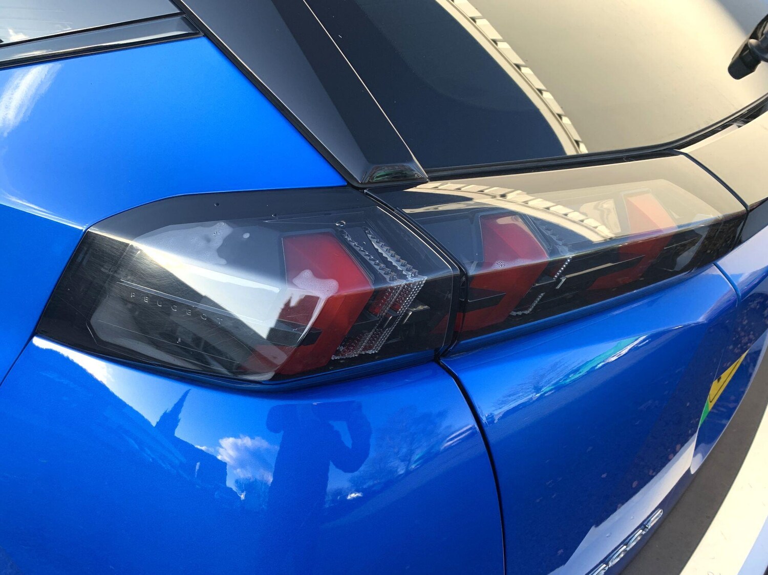 Used Peugeot E-2008 2021 for sale - 76550198: Photo 35