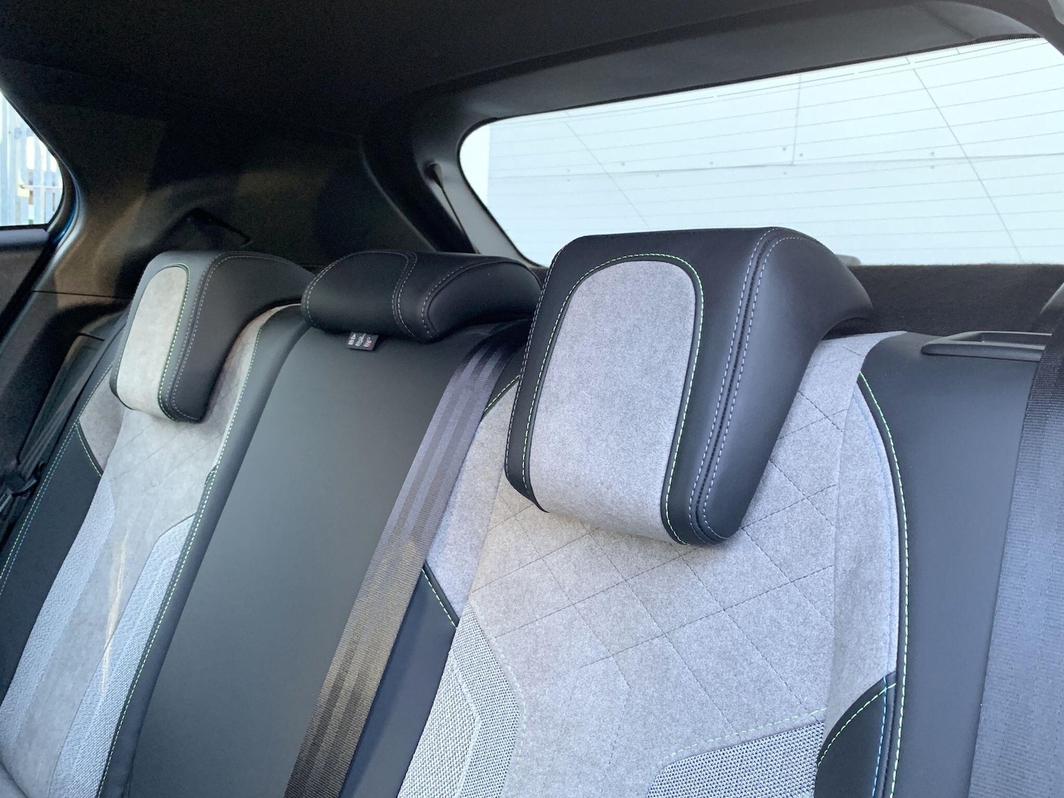 Used Peugeot E-2008 2021 for sale - 76550198: Photo 38