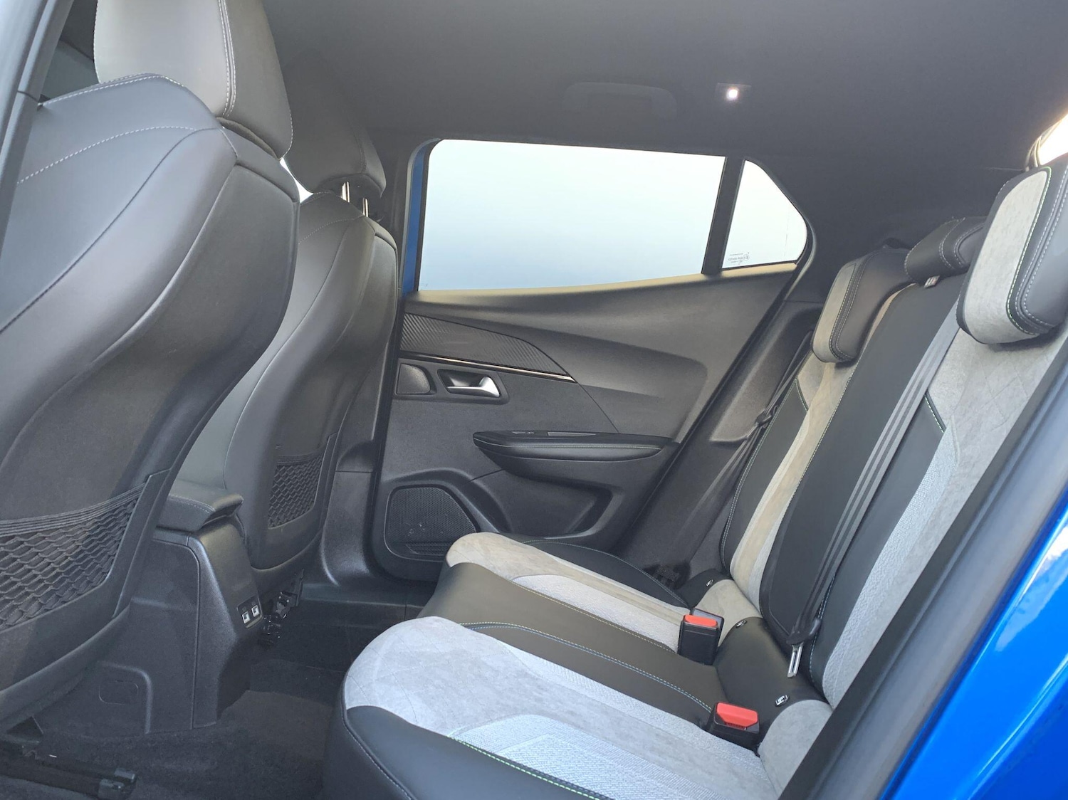 Used Peugeot E-2008 2021 for sale - 76550198: Photo 9