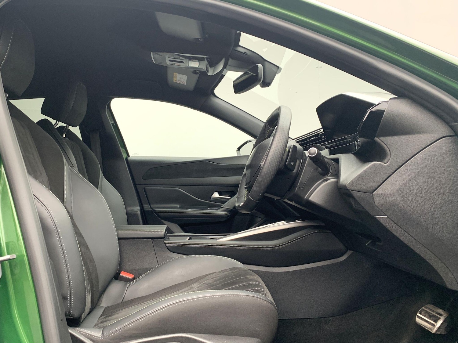 Used Peugeot 308 2023 for sale - 76398581: Photo 2