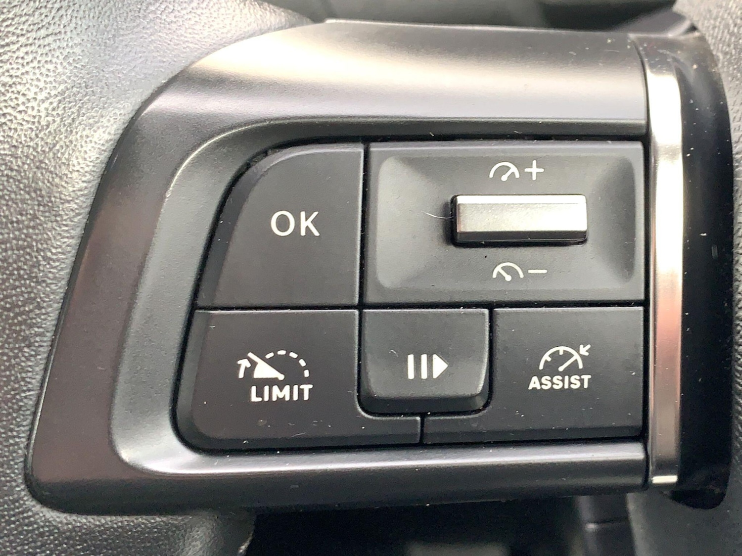 Used Citroen C4 2021 for sale - 77587240: Photo 39