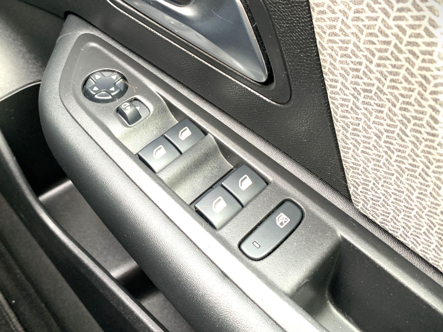 Used Citroen C4 2021 for sale - 77587240: Photo 41