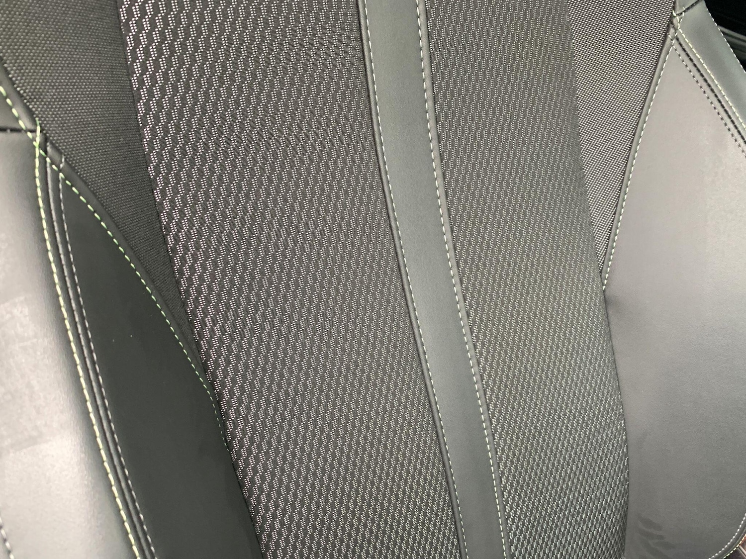 Used Peugeot 2008 2023 for sale - 76634249: Photo 30