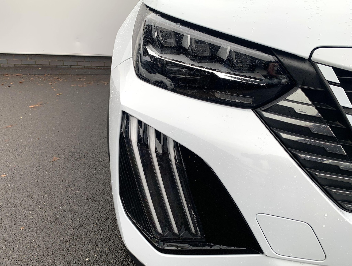 Used Peugeot 2008 2023 for sale - 76634249: Photo 33