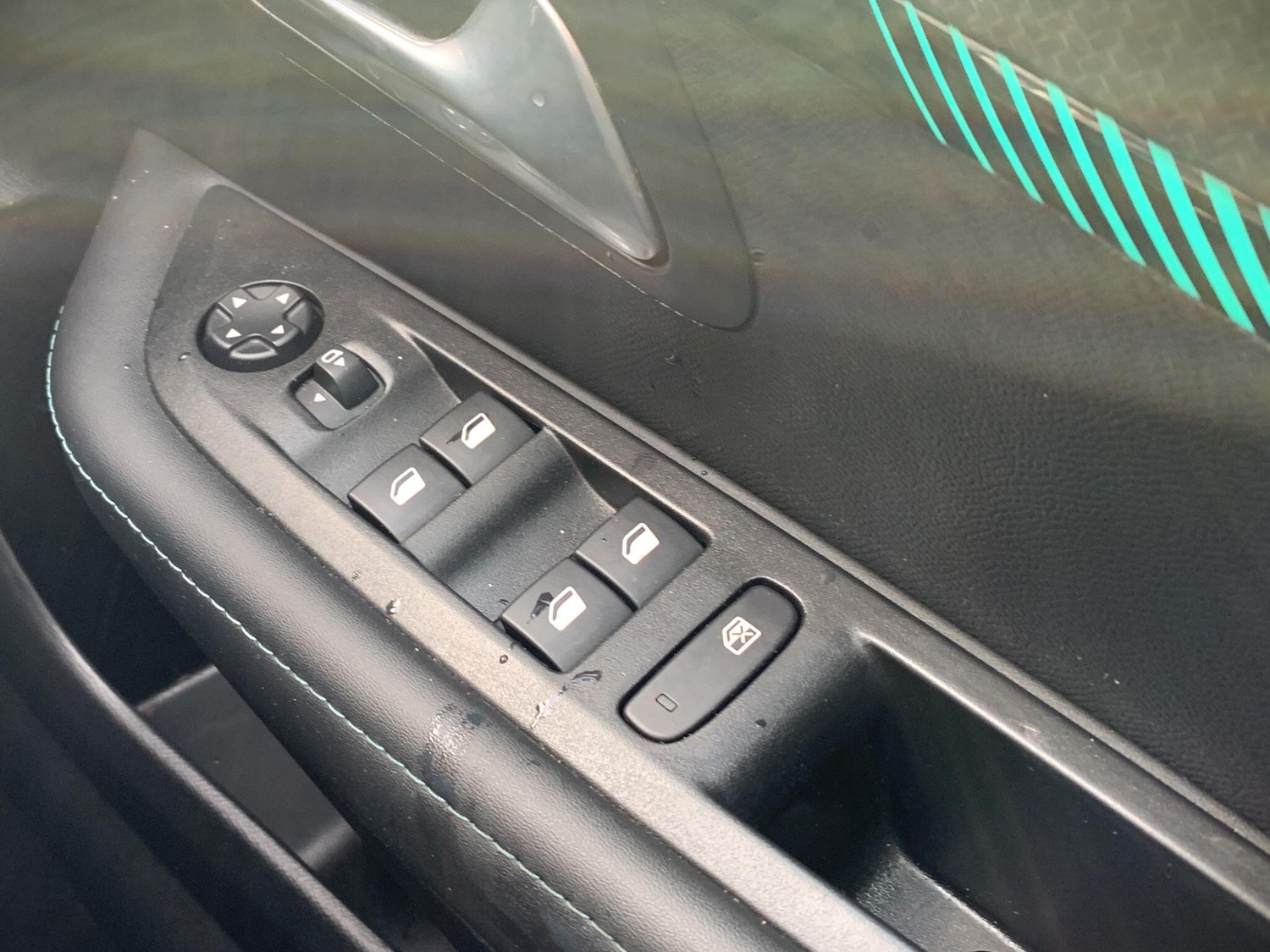 Used Peugeot 208 2022 for sale - 77255178: Photo 28