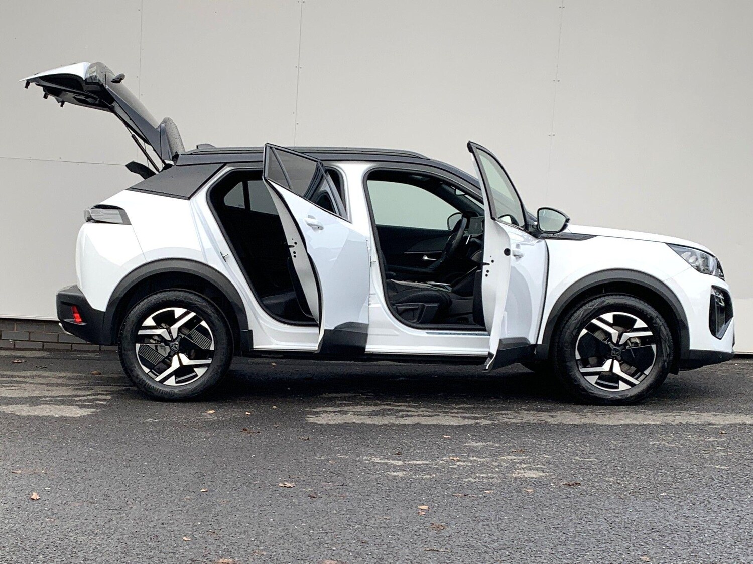 Used Peugeot 2008 2025 for sale - 76991493: Photo 12