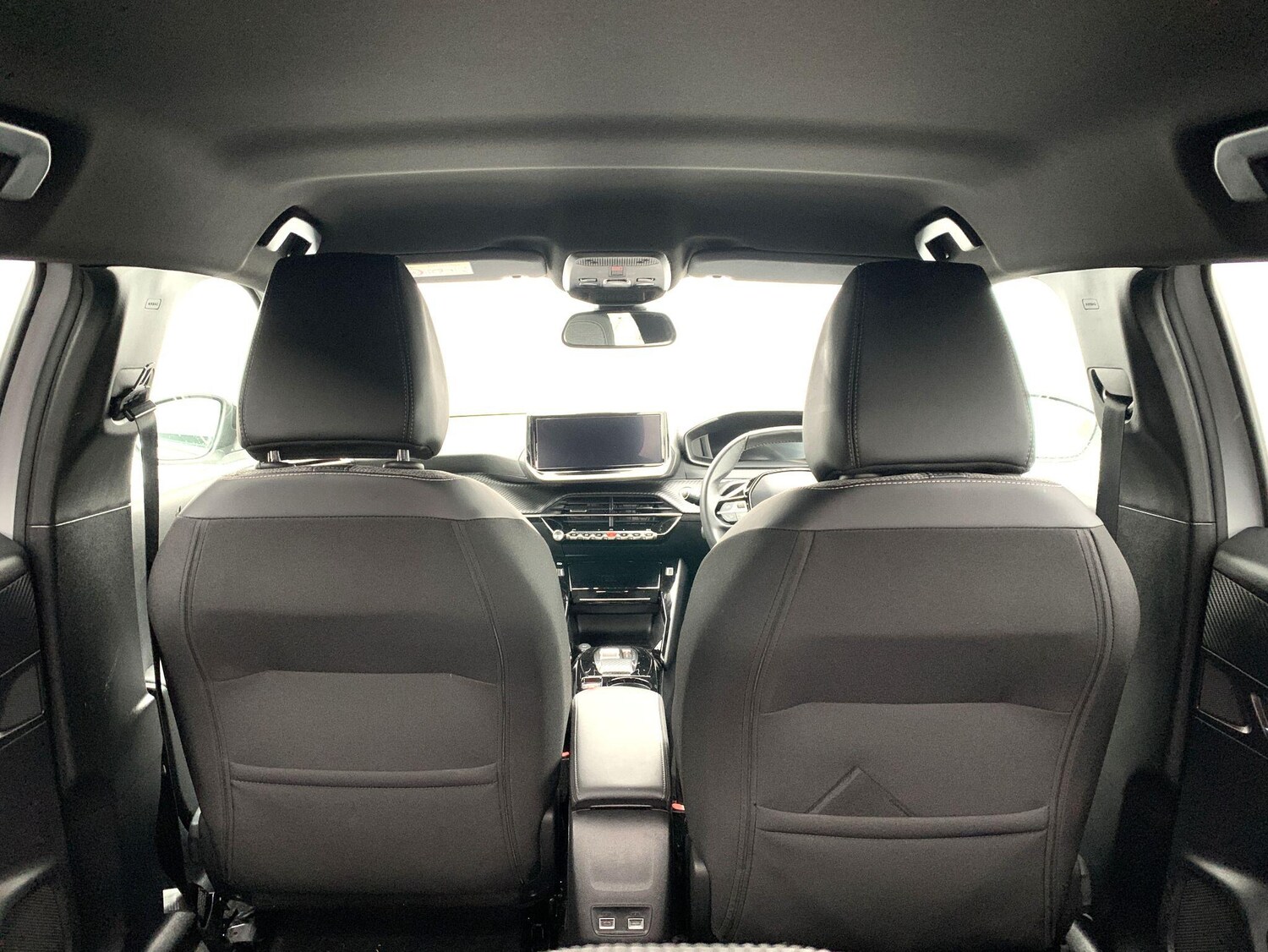 Used Peugeot E-2008 2024 for sale - 76990899: Photo 23