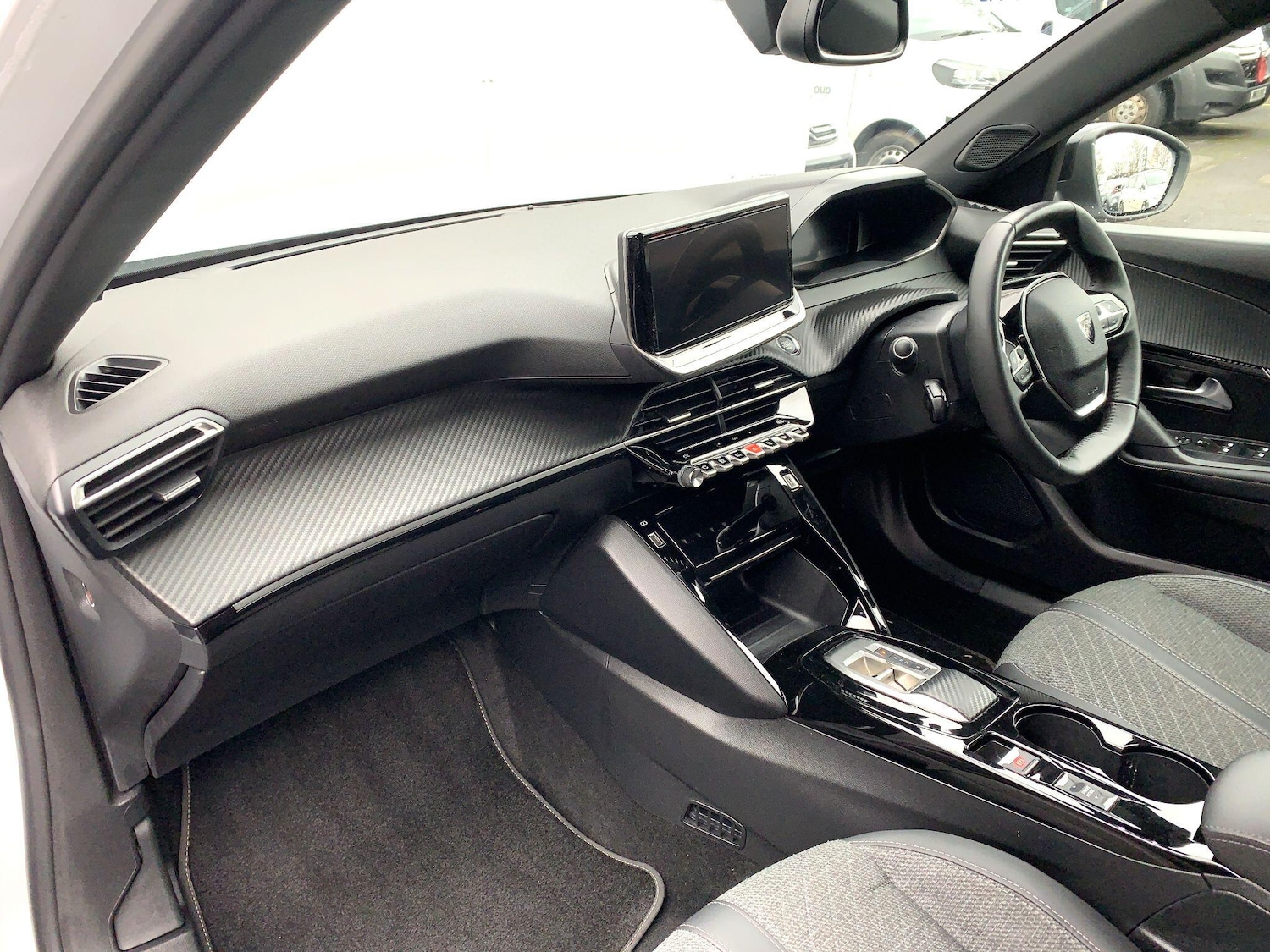 Used Peugeot E-2008 2024 for sale - 76990899: Photo 29