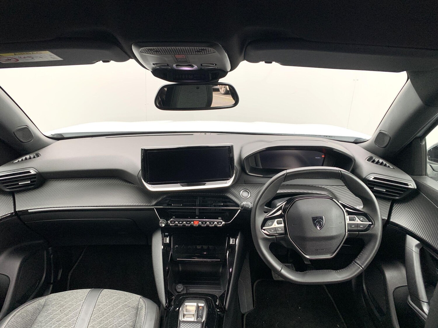 Used Peugeot E-2008 2024 for sale - 76990899: Photo 38