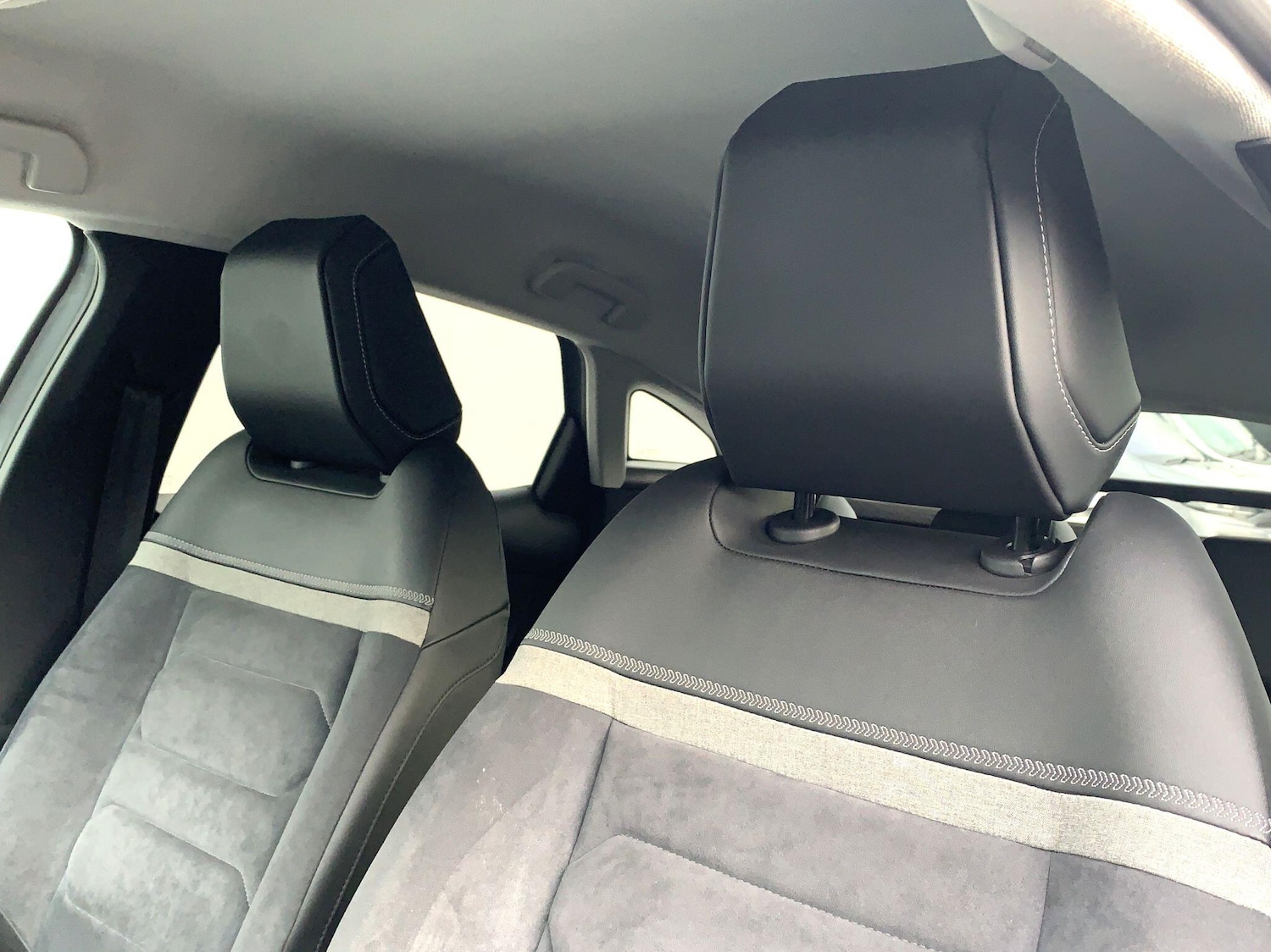 Used Citroen C4 2024 for sale - 76913096: Photo 13