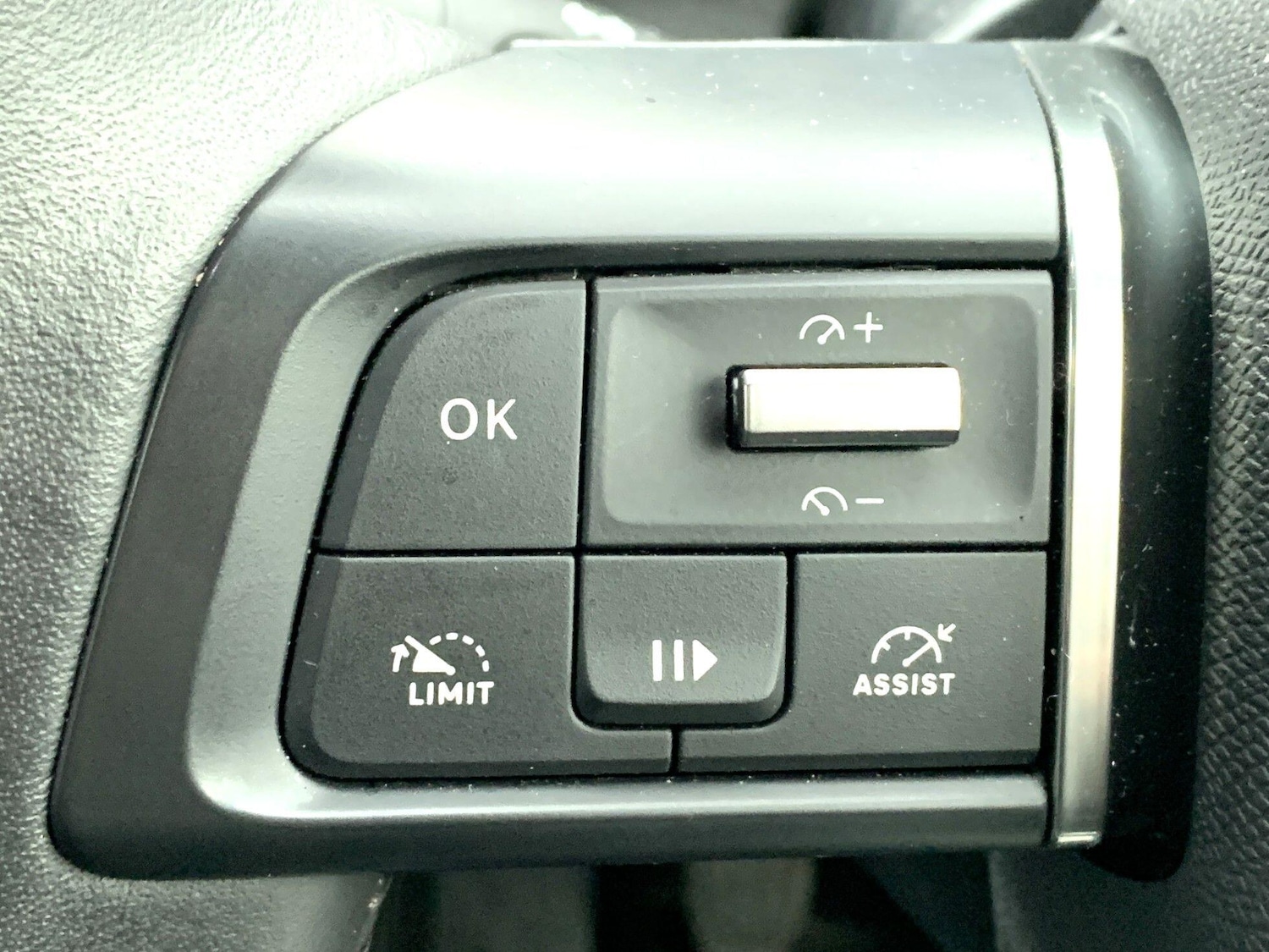 Used Citroen C4 2024 for sale - 76913096: Photo 33