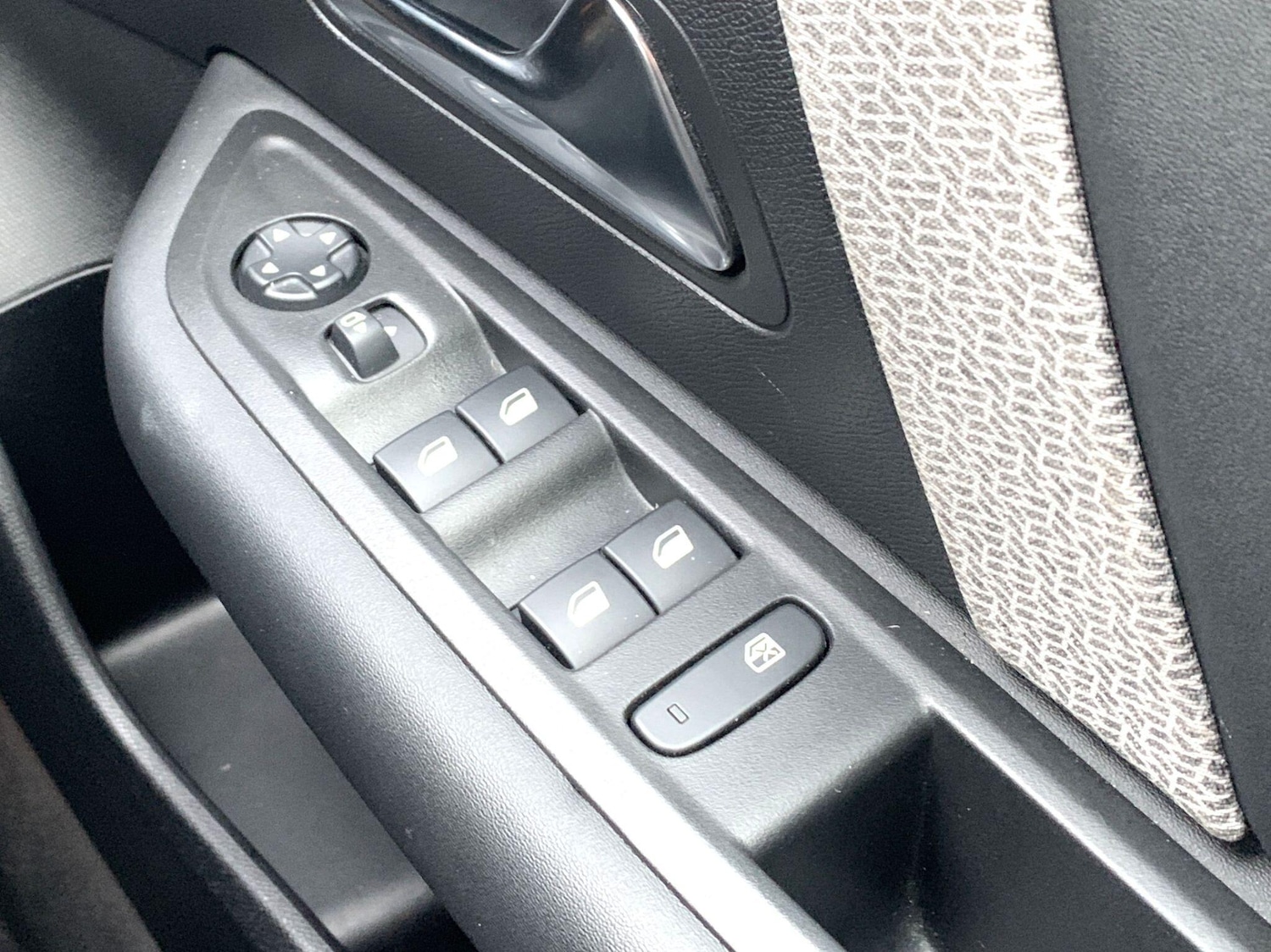 Used Citroen C4 2024 for sale - 76913096: Photo 42