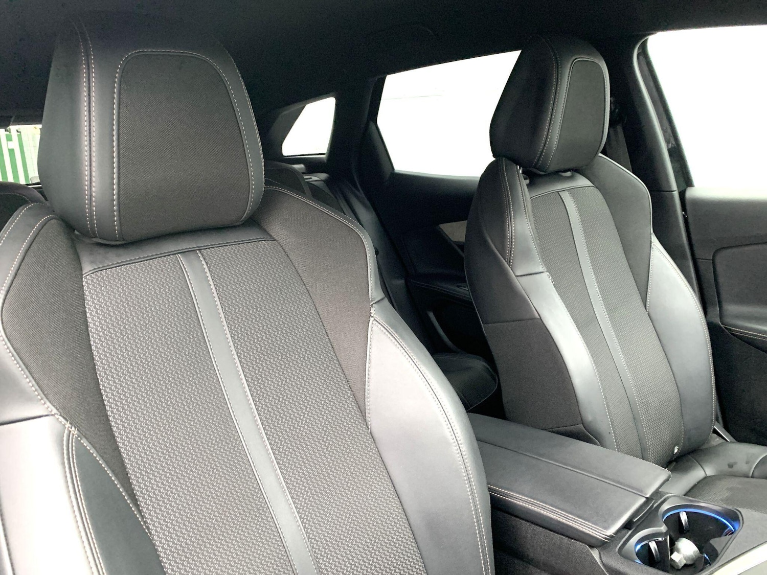 Used Peugeot 3008 2021 for sale - 77358429: Photo 11