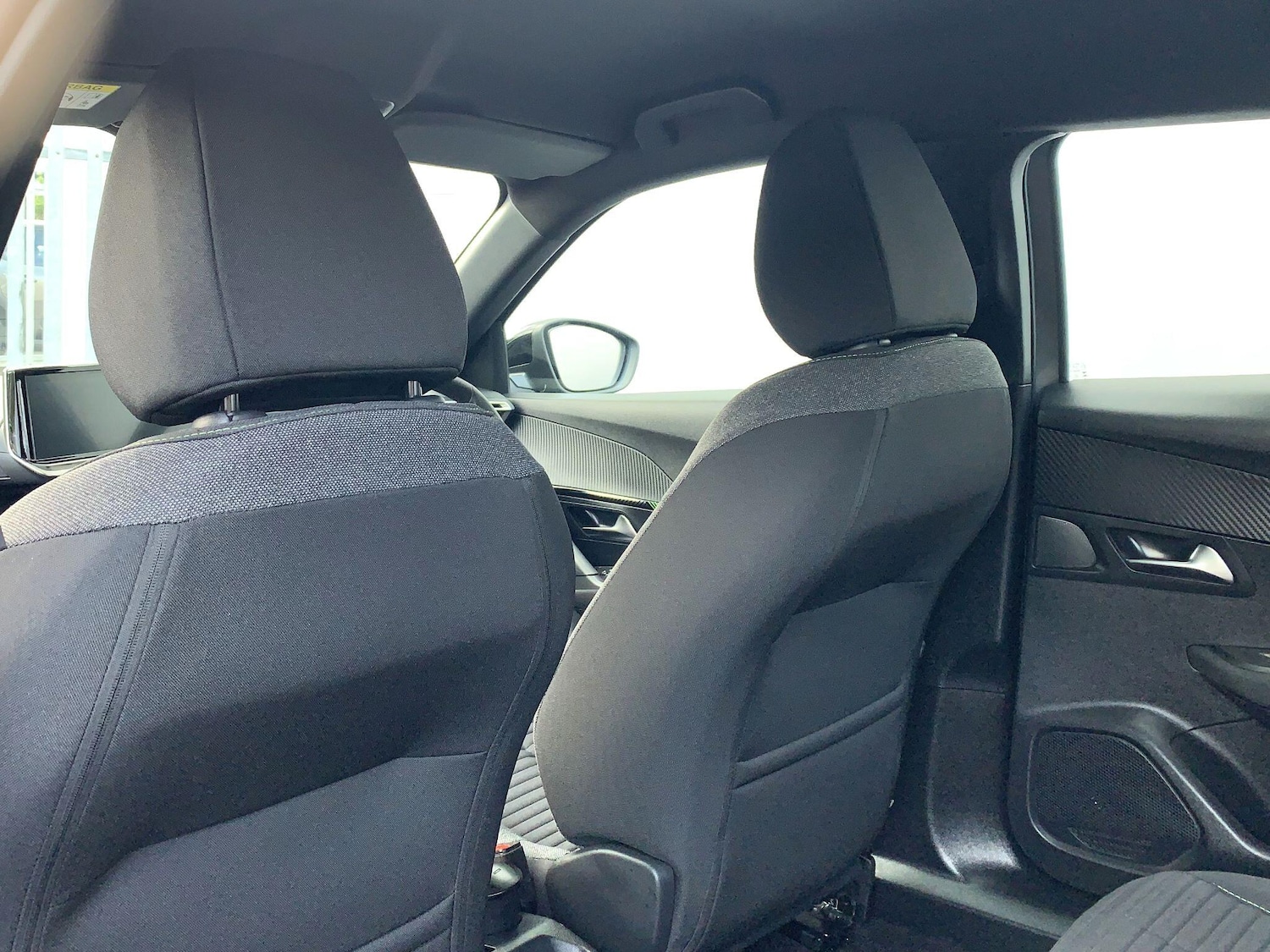 Used Peugeot 2008 2024 for sale - 75782068: Photo 36