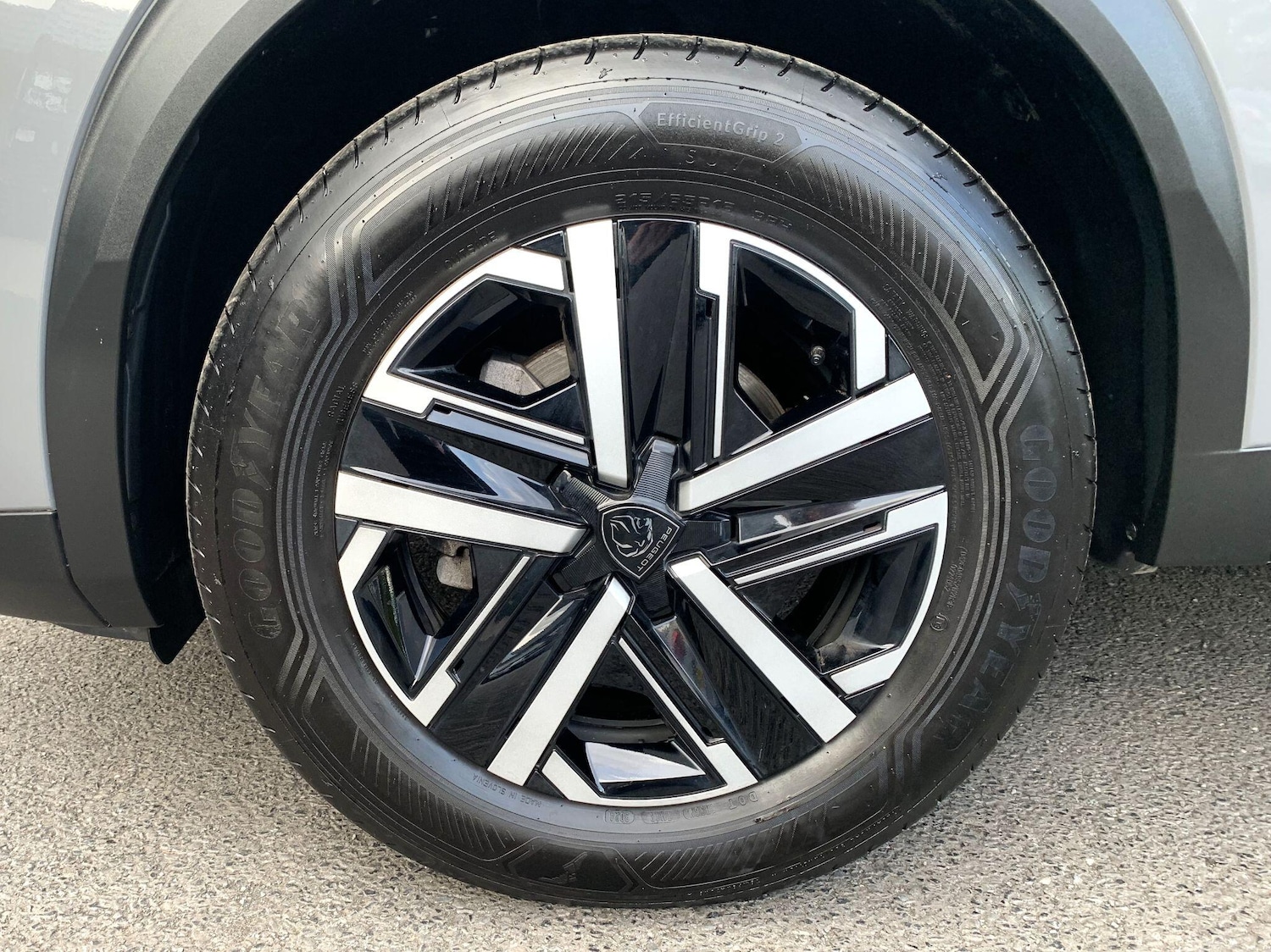 Used Peugeot 2008 2024 for sale - 75782068: Photo 44