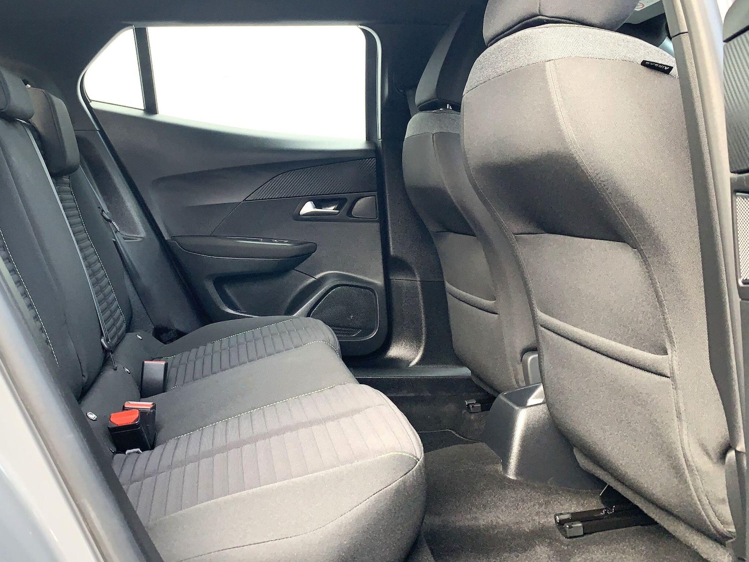 Used Peugeot 2008 2024 for sale - 75782068: Photo 5