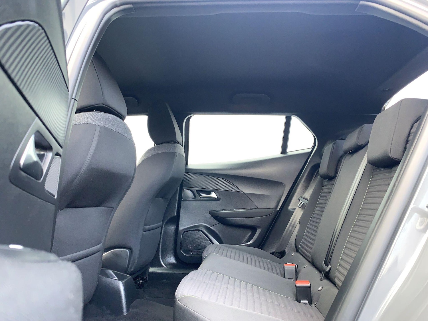 Used Peugeot 2008 2024 for sale - 75782068: Photo 9