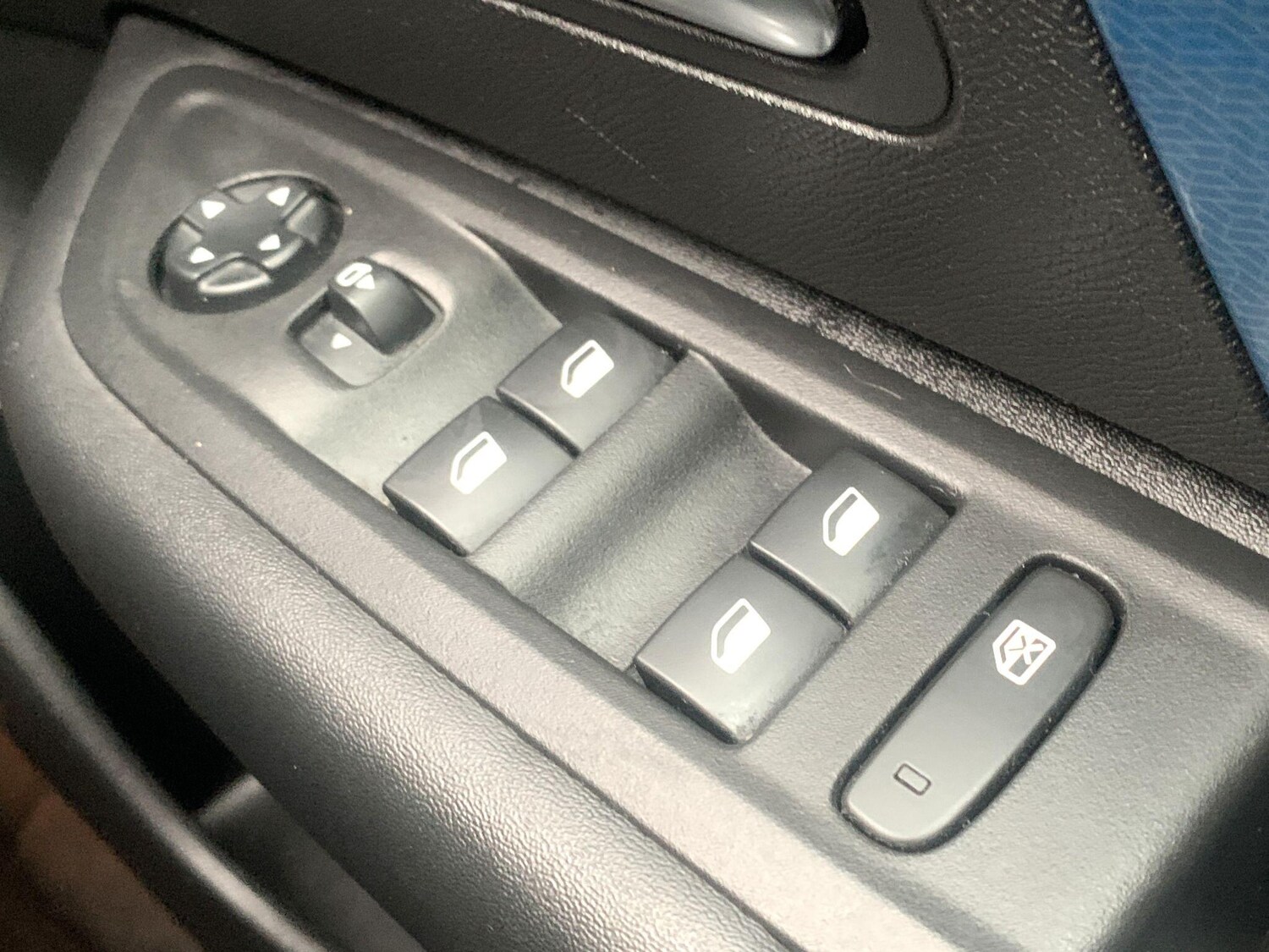 Used Citroen e-C4 2022 for sale - 77191861: Photo 40