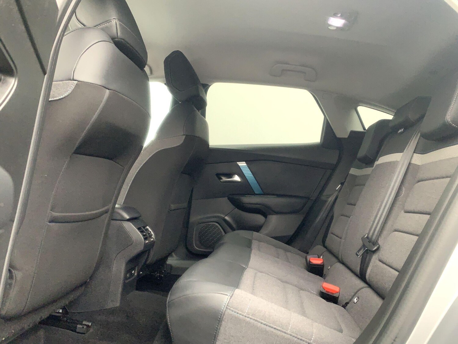 Used Citroen e-C4 2022 for sale - 77191861: Photo 9