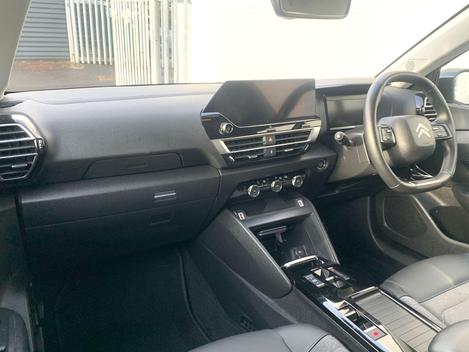 Used Citroen C4 2023 for sale - 76855830: Photo 15