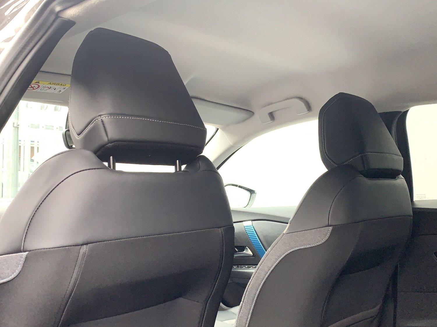 Used Citroen C4 2023 for sale - 76855830: Photo 32