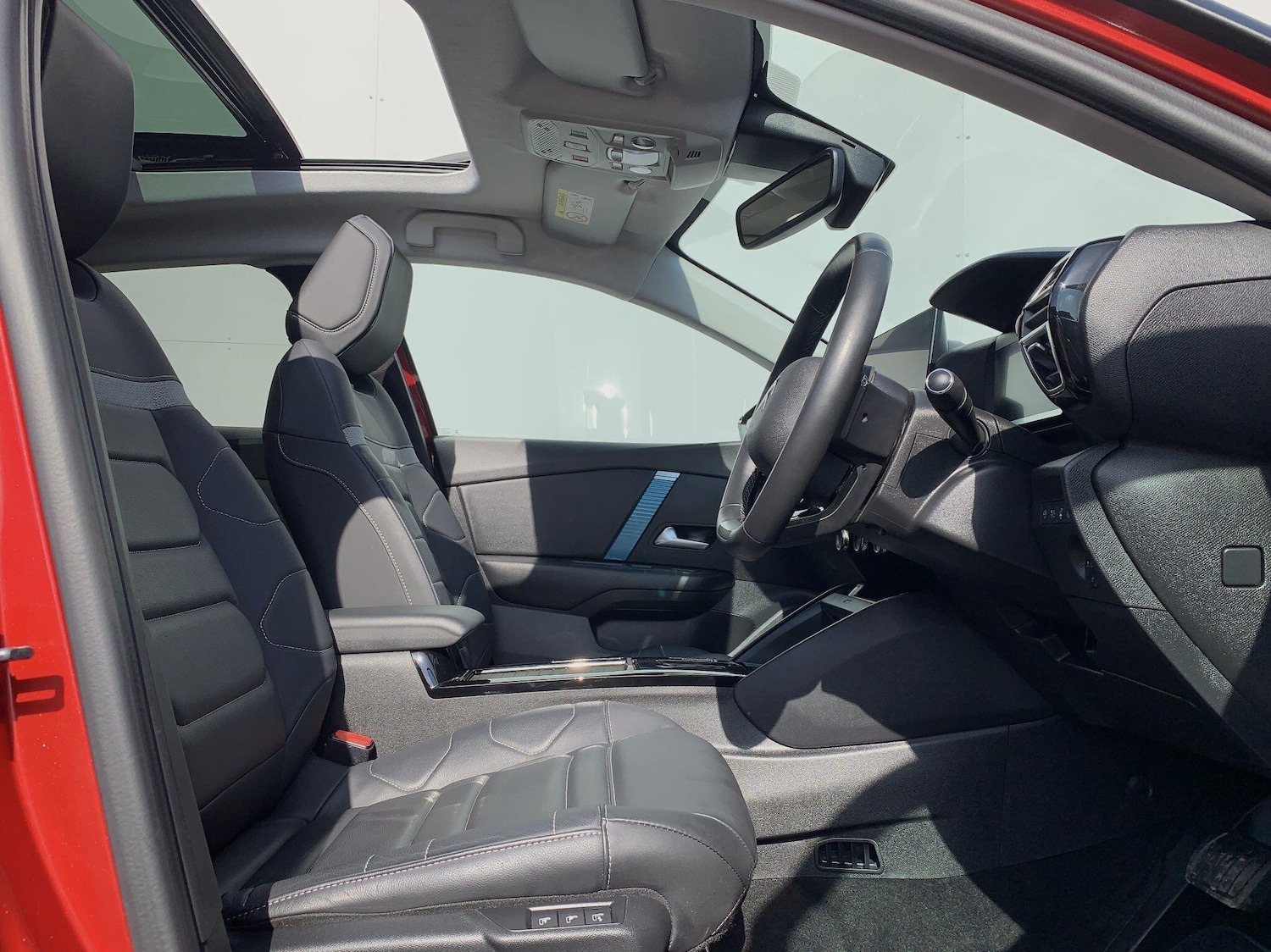 Used Citroen C4 2022 for sale - 77956972: Photo 2