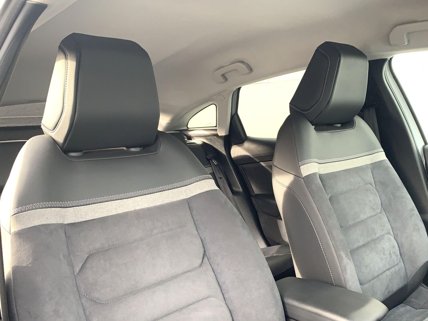 Used Citroen e-C4 2024 for sale - 77510084: Photo 11