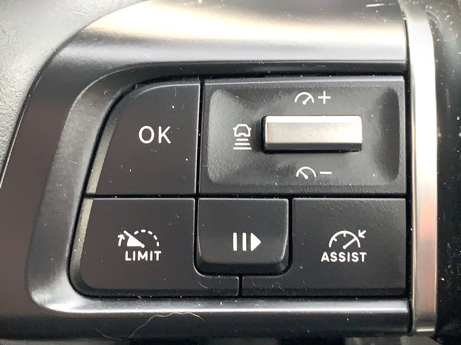 Used Citroen e-C4 2024 for sale - 77510084: Photo 35