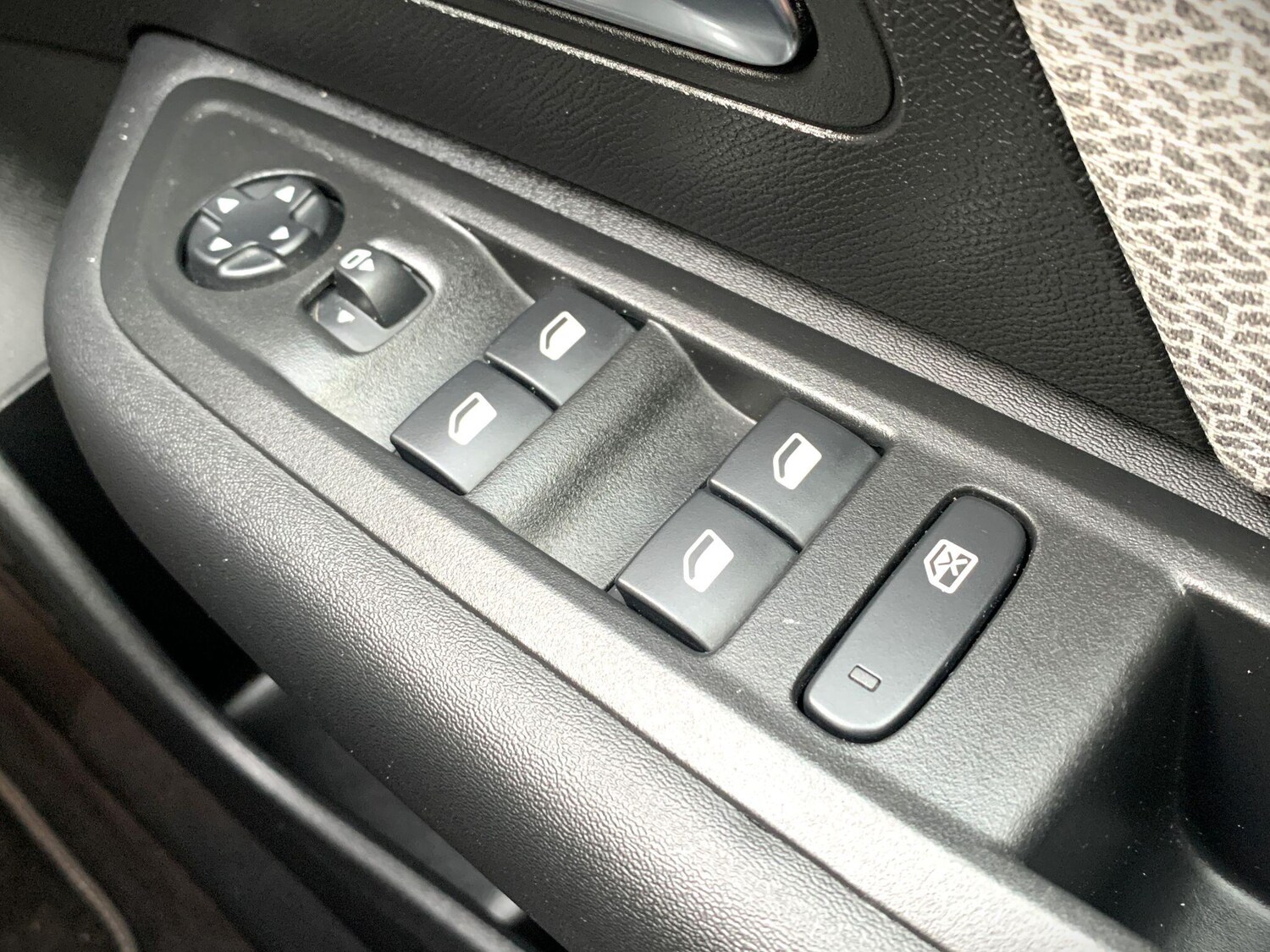 Used Citroen e-C4 2024 for sale - 77510084: Photo 47