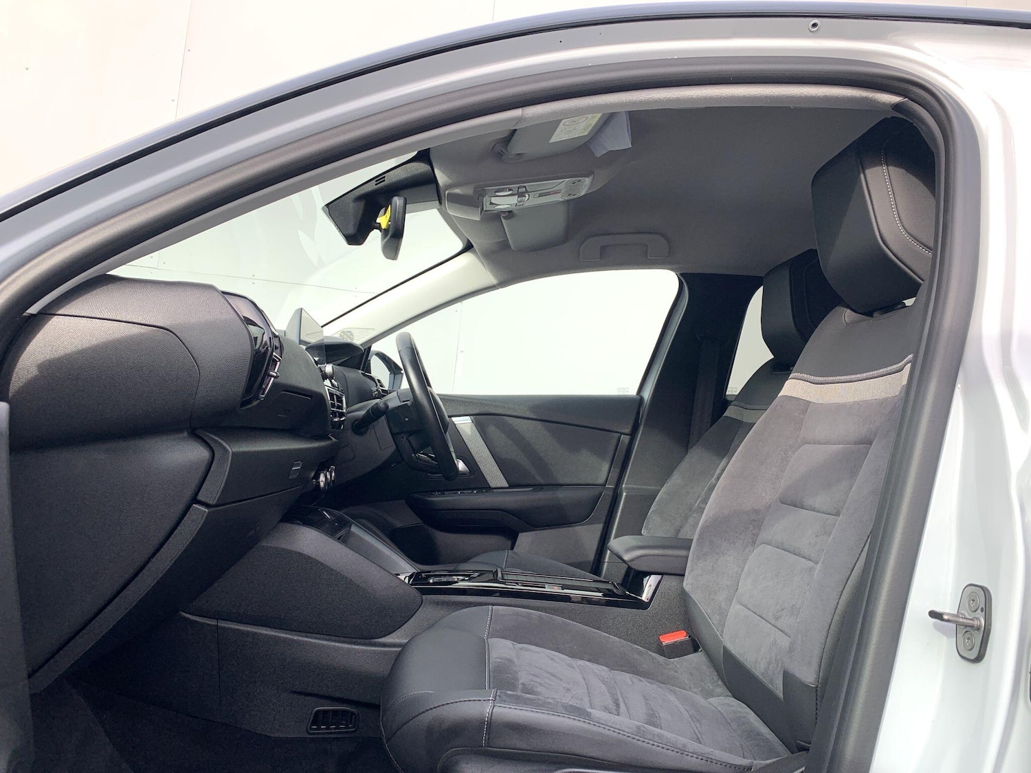 Used Citroen e-C4 2024 for sale - 77510084: Photo 7