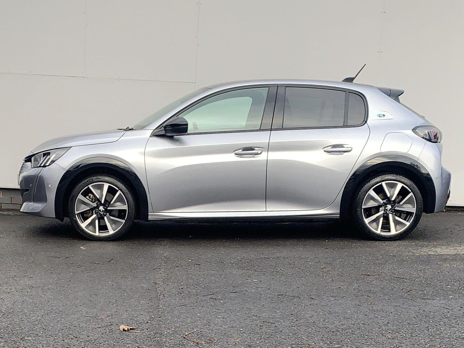 Used Peugeot E-208 2021 for sale - 77191062: Photo 14