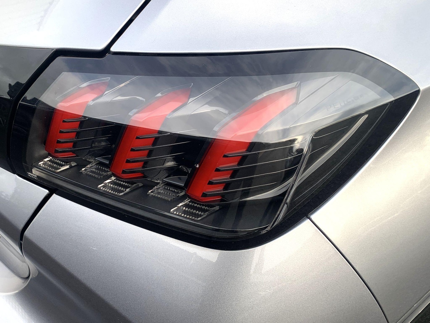 Used Peugeot E-208 2021 for sale - 77191062: Photo 30