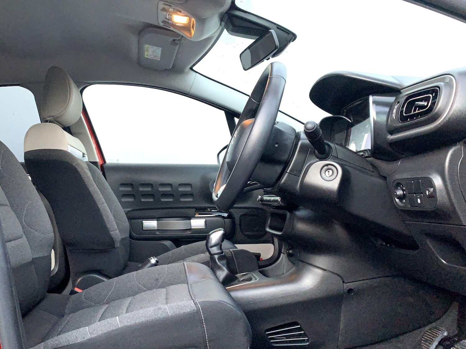 Used Citroen C3 2022 for sale - 76765903: Photo 2