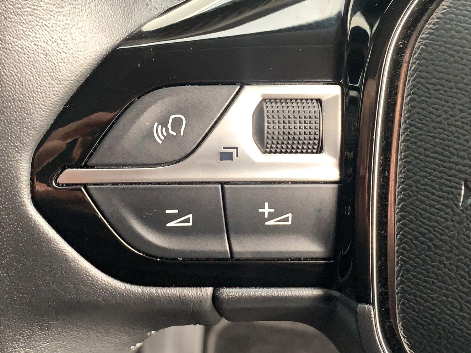 Used Peugeot 208 2022 for sale - 76200343: Photo 25