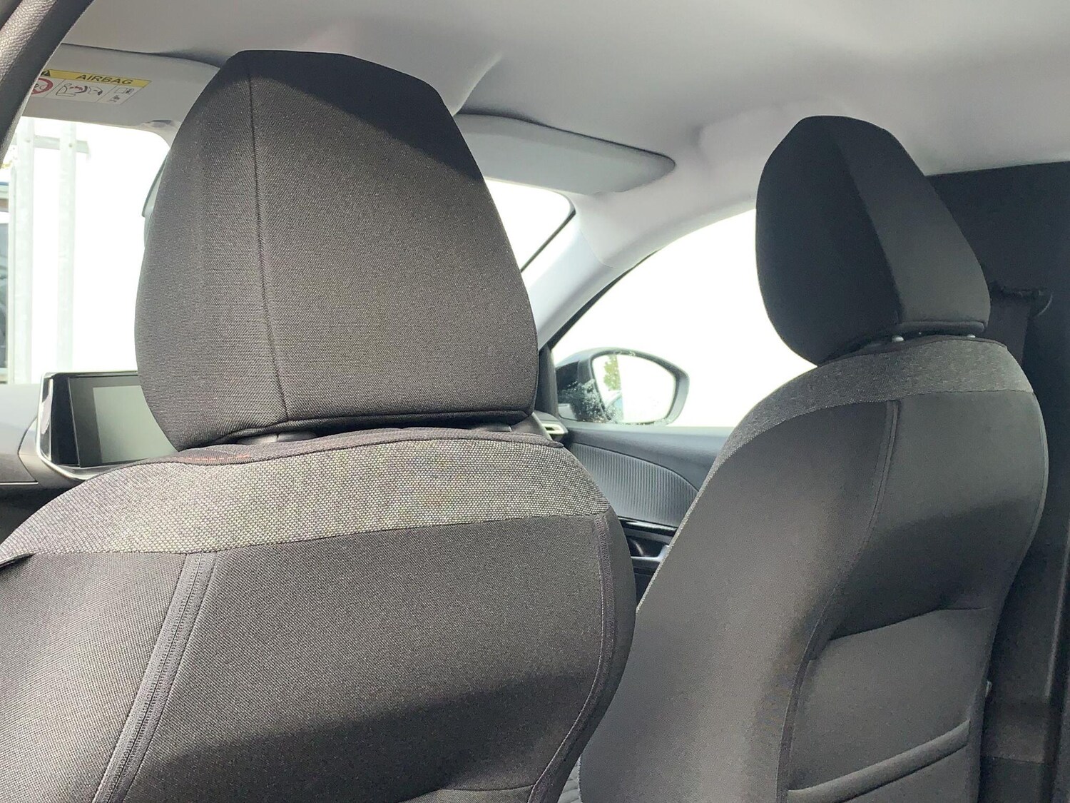 Used Peugeot 208 2022 for sale - 76200343: Photo 35