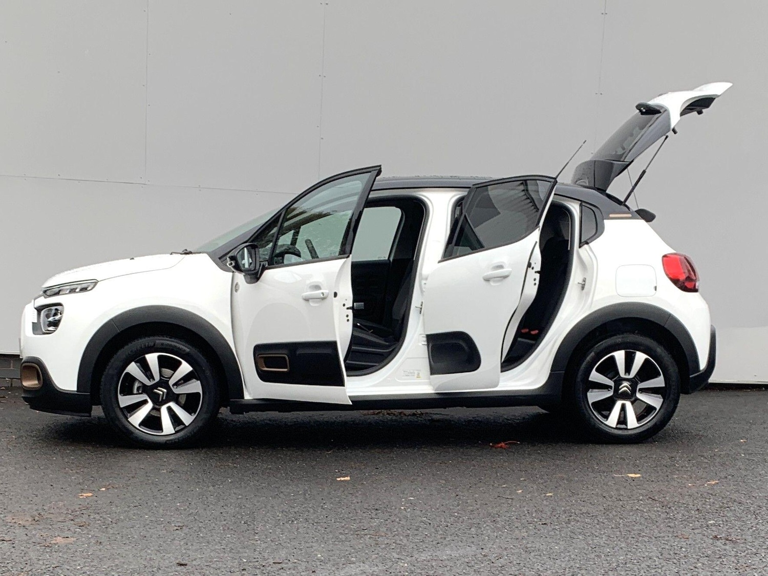 Used Citroen C3 2023 for sale - 76573179: Photo 16